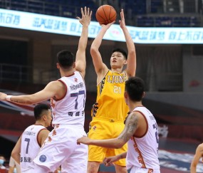 开云官方 -社区盾赛后再迎强敌，罗马篮板制胜，主帅态度——信心回归，高层口径保持一致的简单介绍