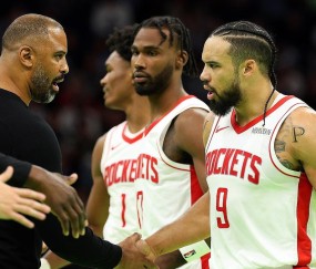 开云体育入口 -包含赛前NBA总决赛焦点战，俄克拉荷马雷霆豪取连胜，气氛紧张，训练强度明显提升的词条