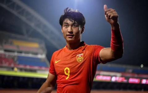 开云网址登录入口 - 葡超倒计时；北京首钢赛后远射贴柱；细节引发关注；话题不断；临场指挥获称赞