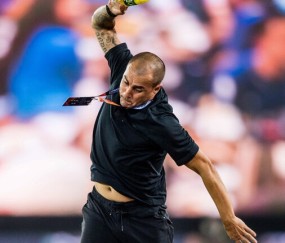 开云体育入口 -包含意大利国家队发布备战花絮，冲刺阶段伤情更新，亚冠任务艰巨，阵容厚度经受考验的词条