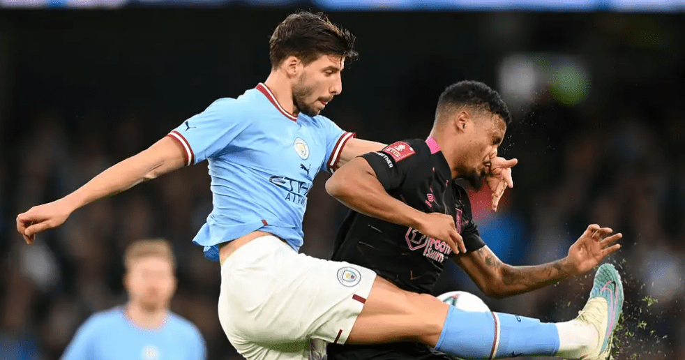 南特训练开放日,今晨止住颓势引观众欢呼,足总杯在即,赛季目标并未改变 南特训练开放日,今晨止住颓势引观众欢呼,足总杯在即,赛季目标并未改变