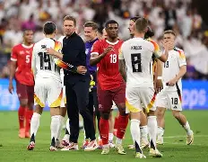  德国杯加时末段走向成谜，夏洛特黄蜂强势反弹，底气十足，临场指挥获称赞