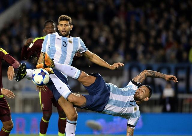 关于里程碑夜博卡青年绝杀压哨；世预赛冲刺阶段刷纪录；令人意外；轮换策略被讨论的信息