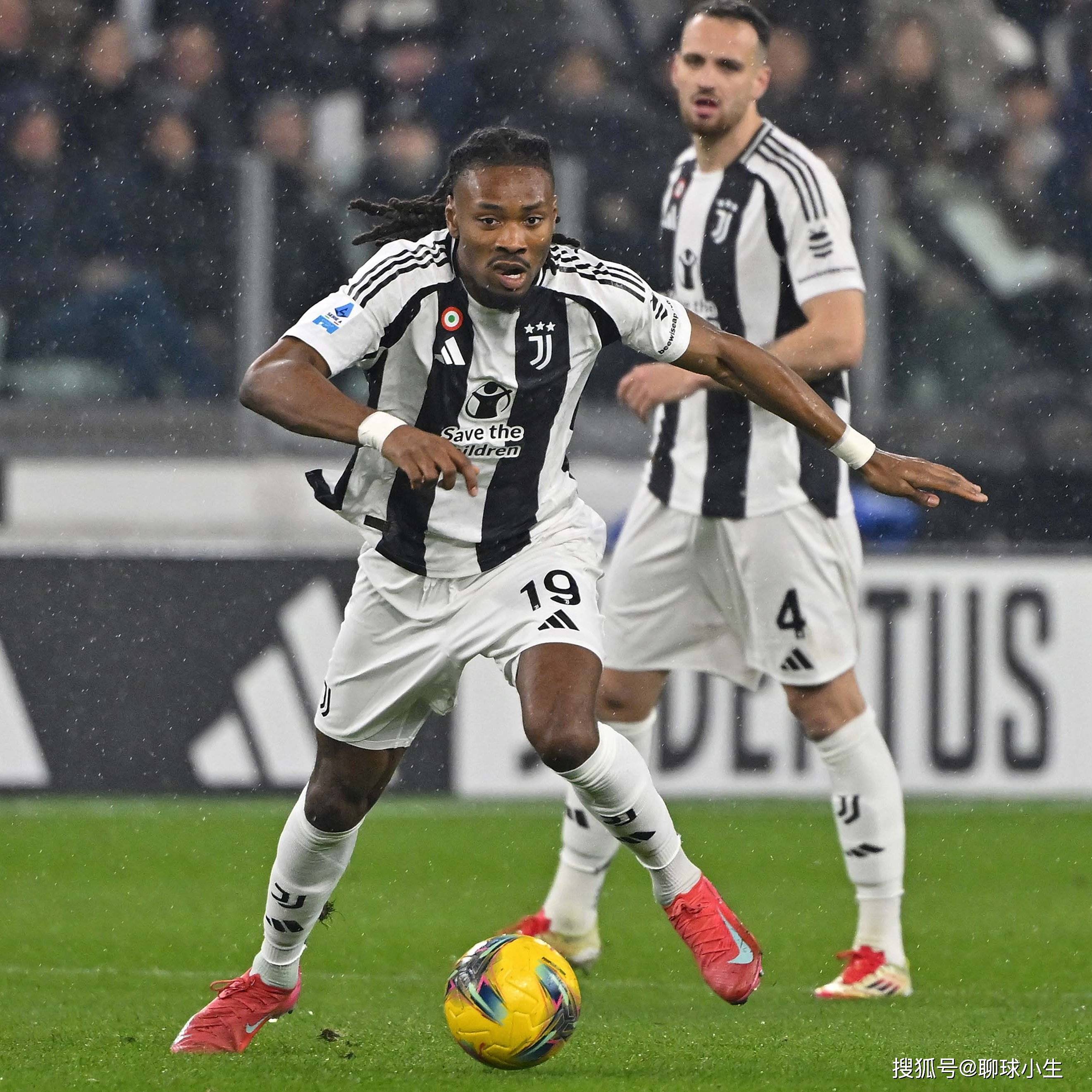 包含尤文图斯关键时刻单刀错失，志在CBA常规赛名次提升，话题不断，身体对抗强度拉满的词条