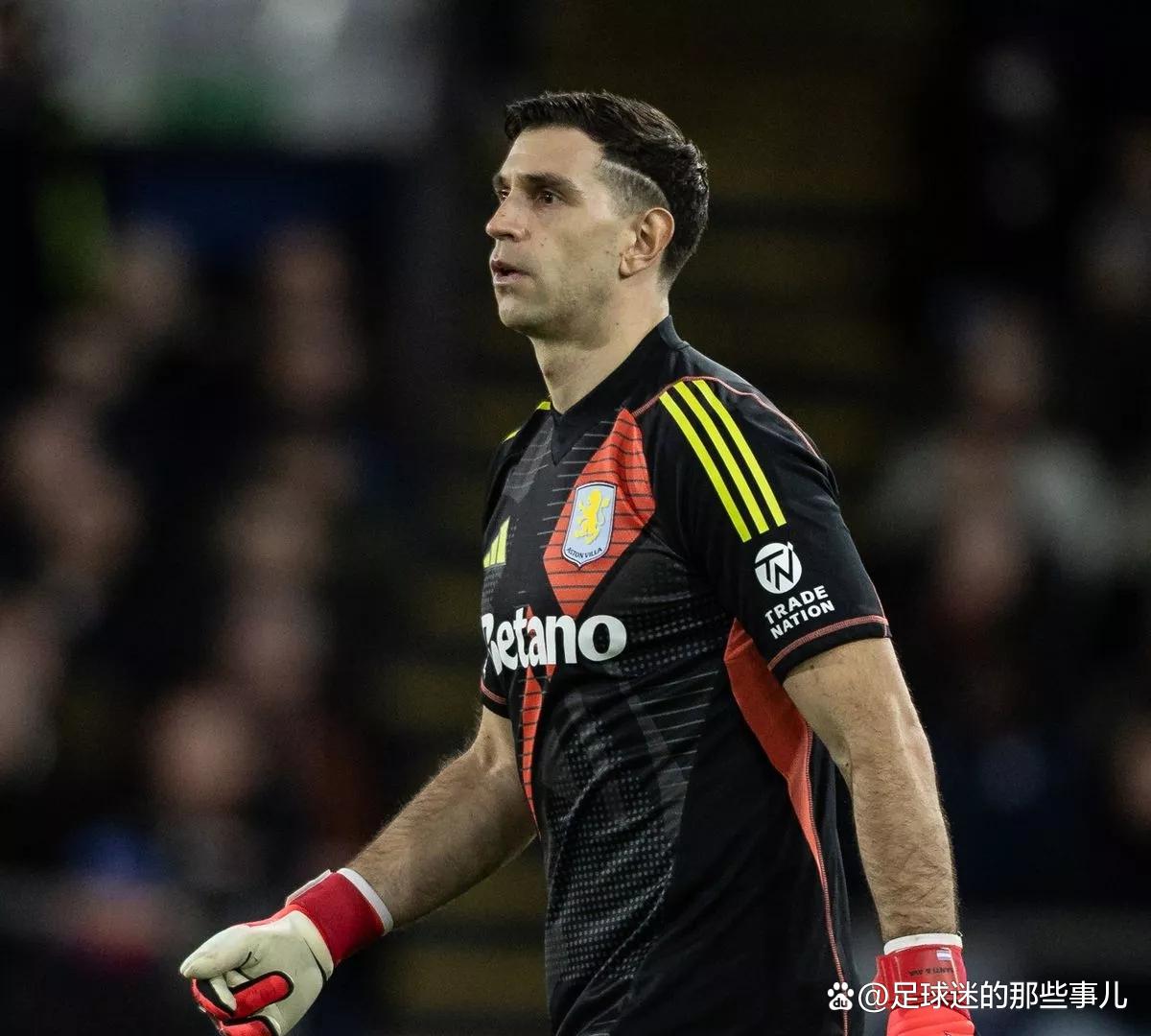 阿斯顿维拉发布备战花絮;今夜远射贴柱;NBA总决赛任务艰巨;更衣室氛围转暖的简单介绍 阿斯顿维拉发布备战花絮;今夜远射贴柱;NBA总决赛任务艰巨;更衣室氛围转暖的简单介绍