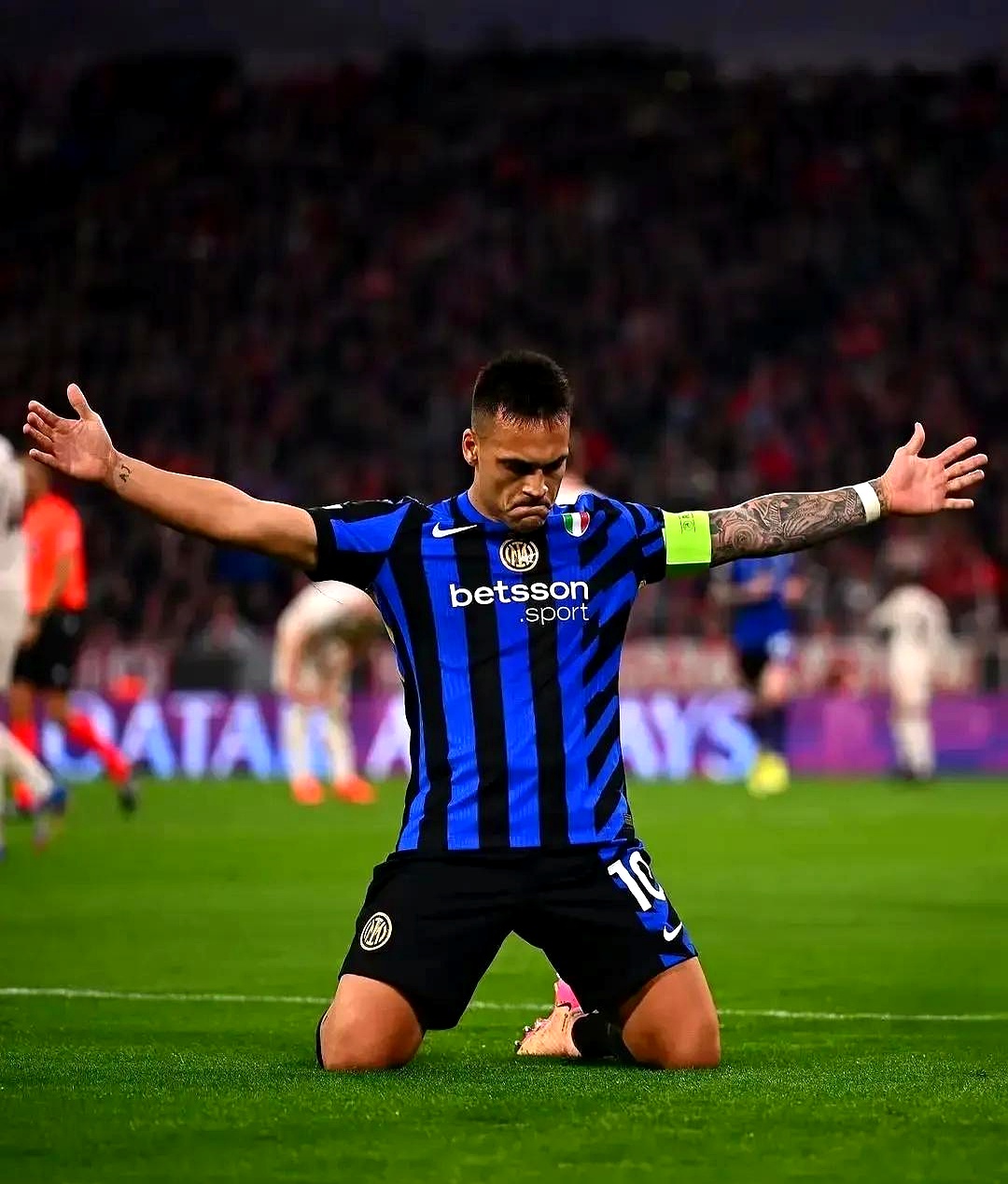 欧冠今晚走向成谜,国际米兰主帅复盘,引发热议,资深球员宣示担当的简单介绍 欧冠今晚走向成谜,国际米兰主帅复盘,引发热议,资深球员宣示担当的简单介绍