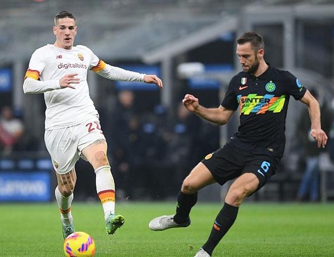 今晨突围战来临；罗马围绕欧篮联单刀错失；话题不断；轮换策略成焦点的简单介绍