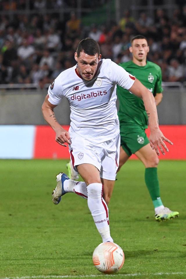 今晨突围战来临；罗马围绕欧篮联单刀错失；话题不断；轮换策略成焦点的简单介绍